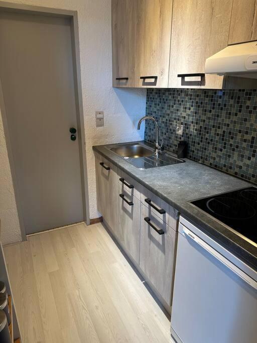 Le Papillon Apartment Hotton Exterior foto